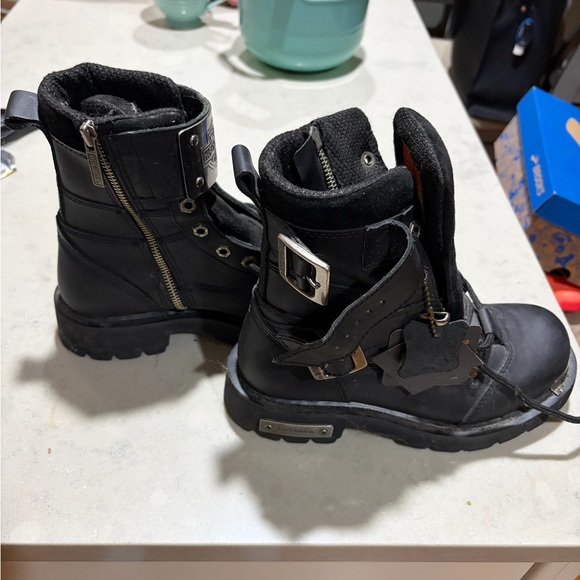 Harley-Davidson Black Combat Boots with Silver Details - Picture 3 of 5